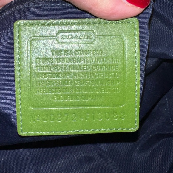 Coach Green Pebbled Leather handbag - Picture 5 of 7